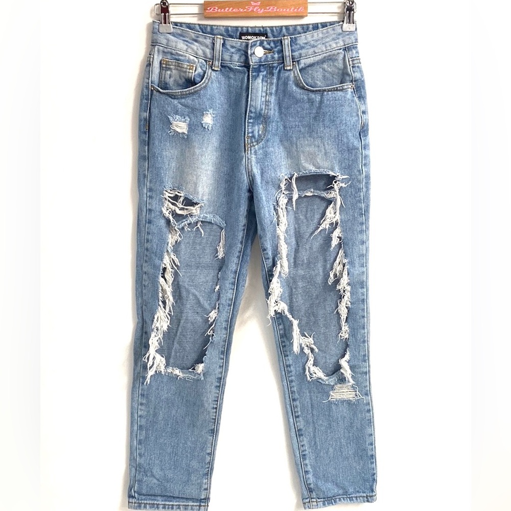 (B26) Momokrom Cut Out Ripped Frayed Hem Vintage Wash Blue Mom Jeans Sz 8, NWOT
